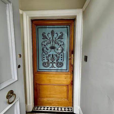 Apartamento Peaceful Festival Retreat - Main Door Garden Flat