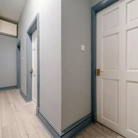 Apartamento The Dram Nook Sleep 6, Stay!