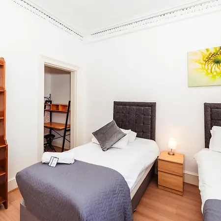 Apartamento Cosy 2 Bdrm In Centre Of