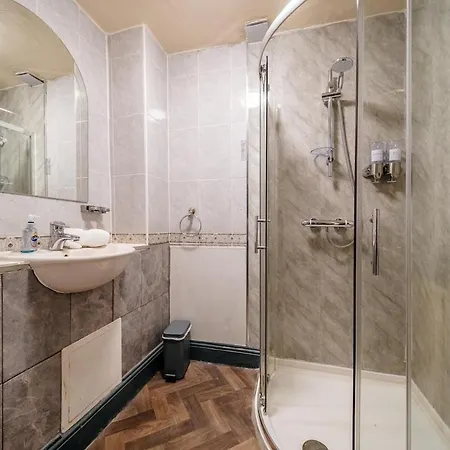 Apartamento Thistle Nest Flat Sleeps 6 Centre! Edimburgo
