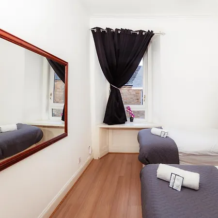 Cosy 2 Bdrm In Centre Of