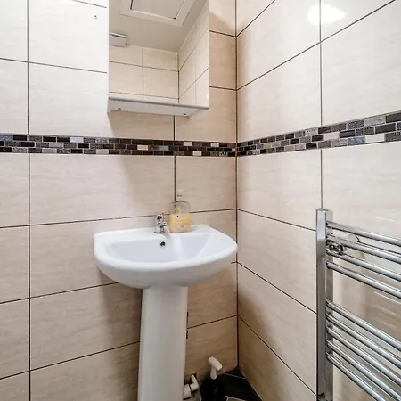 The Dram Nook Sleep 6, Stay! Apartamento