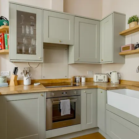 Stockbridge Little Gem, Central, Sleeps 3