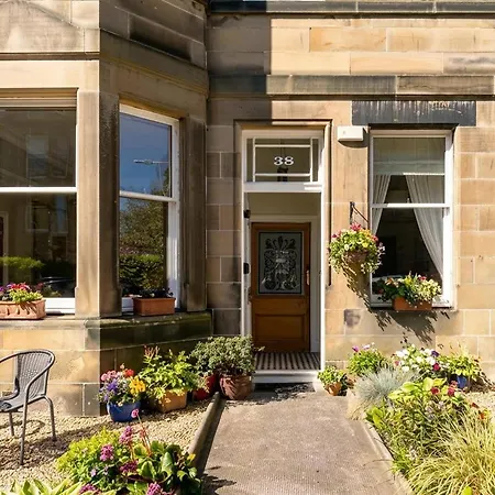 Peaceful Festival Retreat - Main Door Garden Flat Apartamento Edimburgo