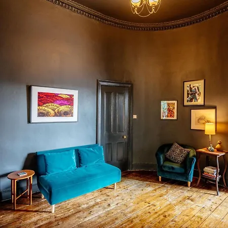 Georgian Flat - Perfect Festival Base! Apartamento Edimburgo