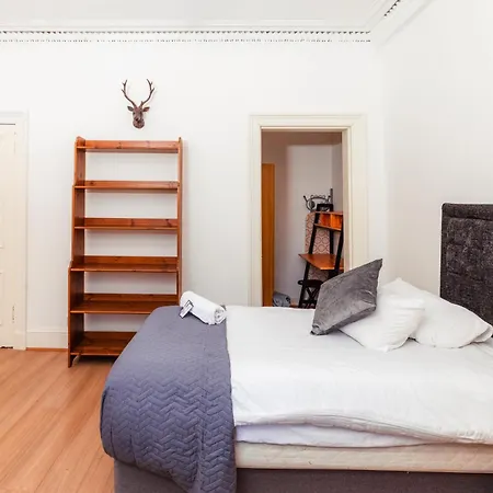 Apartamento Cosy 2 Bdrm In Centre Of *