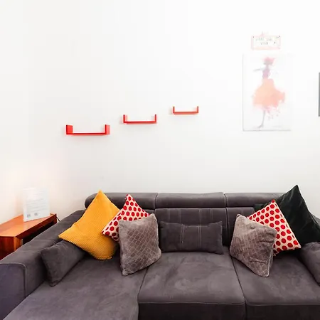 Apartamento Cosy 2 Bdrm In Centre Of