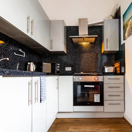 Cosy 2 Bdrm In Centre Of Edimburgo