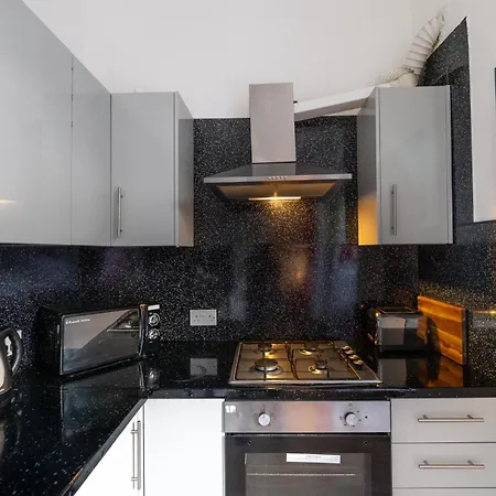 Cosy 2 Bdrm In Centre Of * Edimburgo