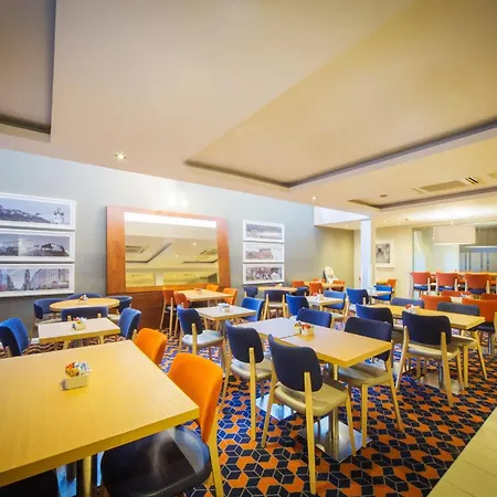 Express - Royal Mile By Ihg