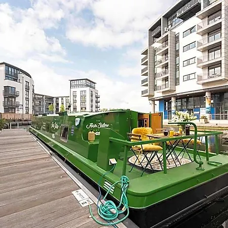 Botel - Houseboats 4*