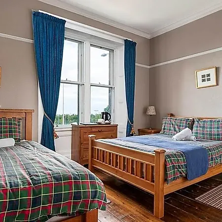 Aynetree 3* Edinburgh