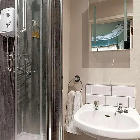 Aynetree Guest house Edinburgh