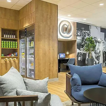 Courtyard By Marriott West Hotel Edinburgh