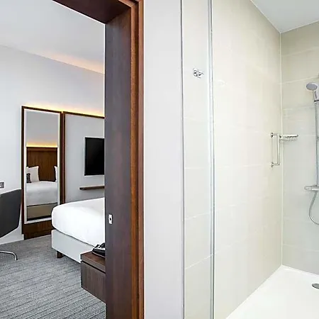 Courtyard By Marriott West 4* Edinburgh