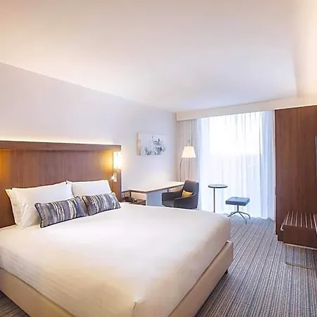 Hotel Courtyard By Marriott West 4*