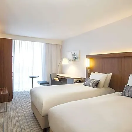 Courtyard By Marriott West Hotel Edinburgh
