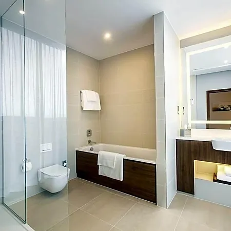 Hotel Courtyard By Marriott West