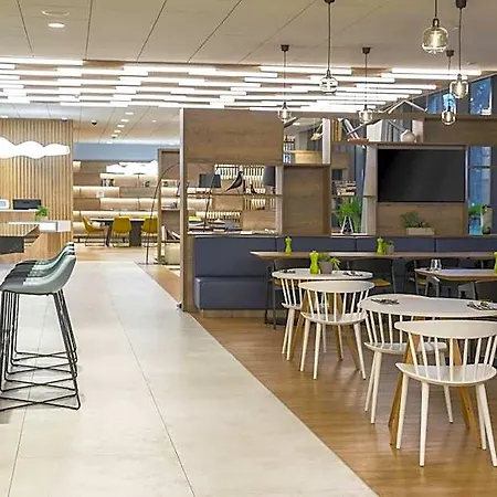 Courtyard By Marriott West Edinburgh