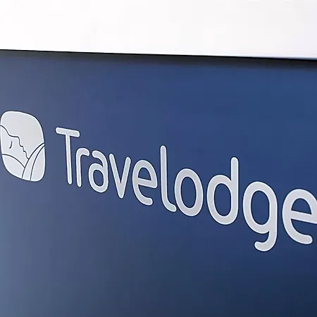 Travelodge Queen Street