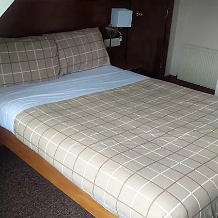 Cambridge House 3*