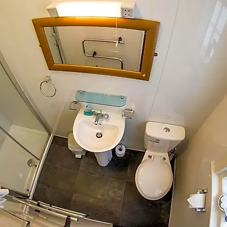 Cumberland Hotel 3*