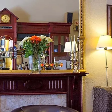 Hotel Thistle