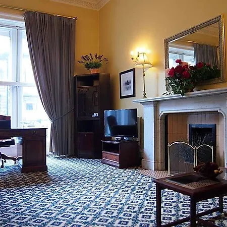 Hotel Thistle 3*