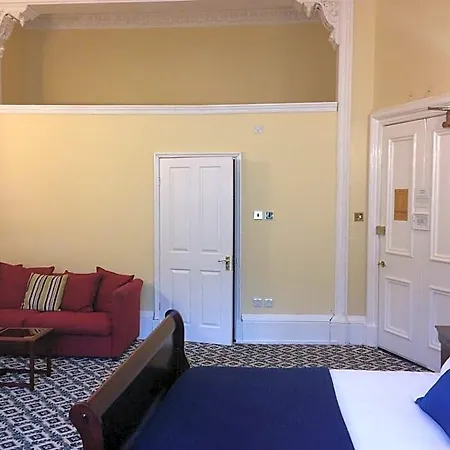Thistle 3*