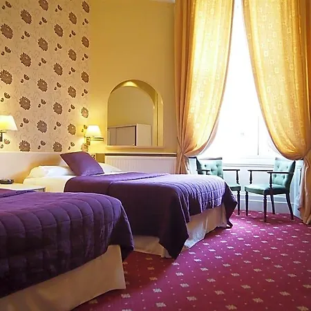 Hotel Thistle