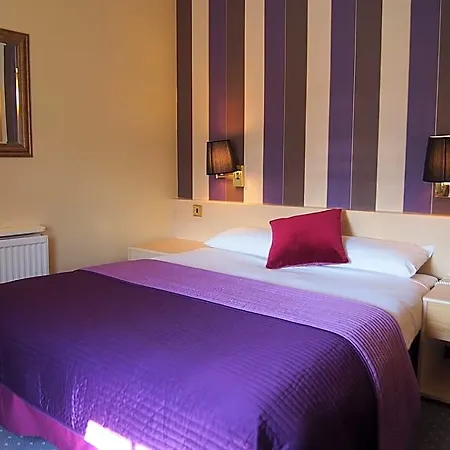 Hotel Thistle