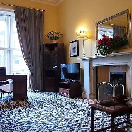 Hotel Thistle 3*