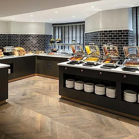 爱丁堡万豪万怡酒店 酒店
