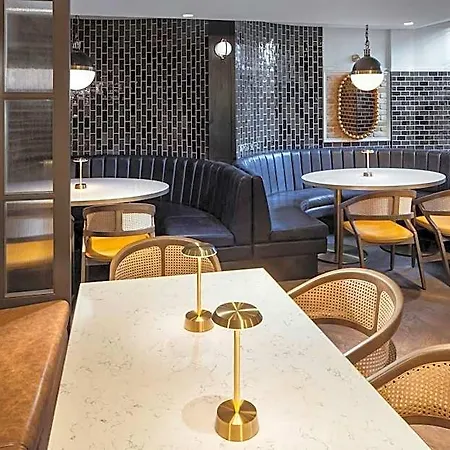 酒店 爱丁堡万豪万怡酒店 4*