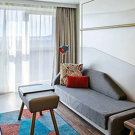 Adagio Royal Mile 4* Edinburgh