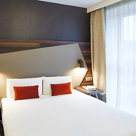 Adagio Royal Mile 4* Edinburgh