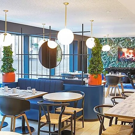 Adagio Royal Mile 4* Edinburgh