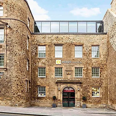Adagio Royal Mile 4* Edinburgh