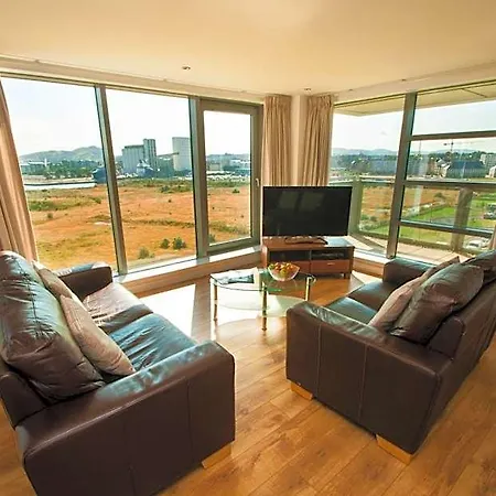 Ocean Serviced 4* Edinburgh
