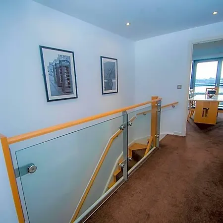 Ocean Serviced 4*