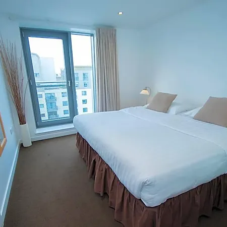 Ocean Serviced Aparthotel 4*