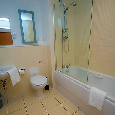 Ocean Serviced Aparthotel Edinburgh