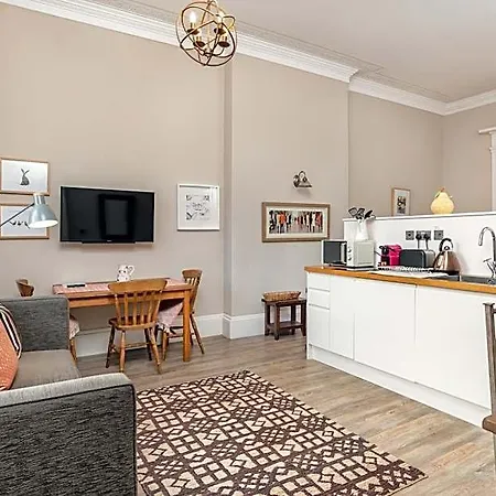 Haymarket Apartahotel Edimburgo