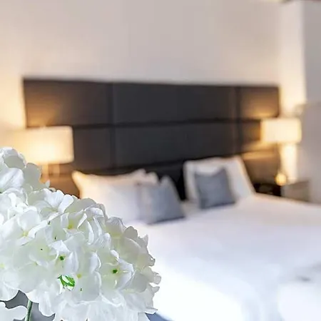 Castle Aparthotel