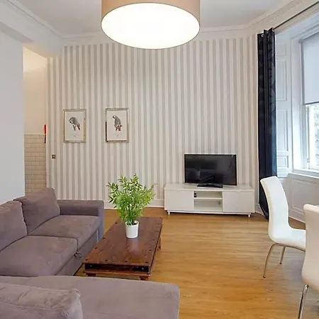 Aparthotel Castle 3*