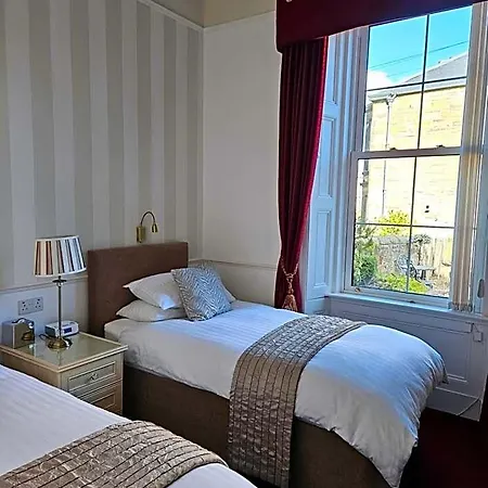 Highfield 4* Edimburgo