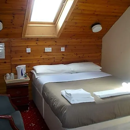 House Hotel 3*