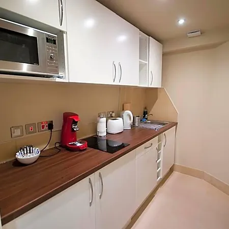Palmerston Aparthotel Edinburgh