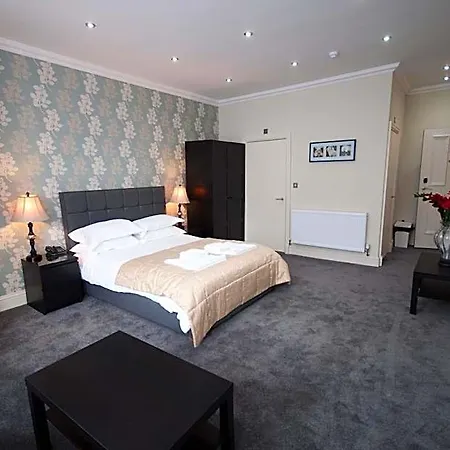 Palmerston Aparthotel Edinburgh