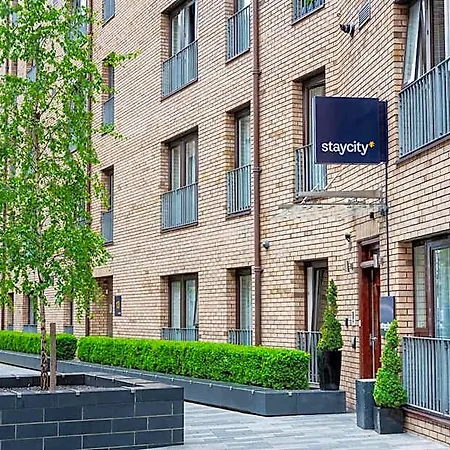 Hotel Staycity West End 4*